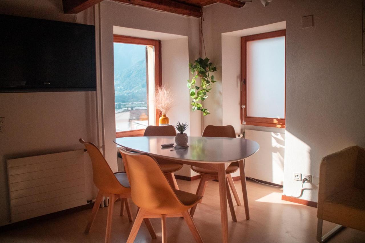 Wisteria House - Holiday Apartment Cadenazzo Zewnętrze zdjęcie
