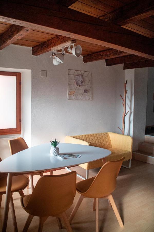 Wisteria House - Holiday Apartment Cadenazzo Zewnętrze zdjęcie
